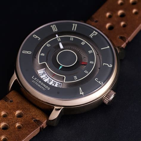 Lenvino Watch Co. Launches the Lecronos “Race for Vintage